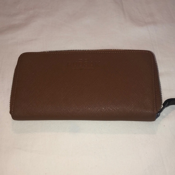 Leather RUDSAK wallet, perfect condition - Picture 1 of 3